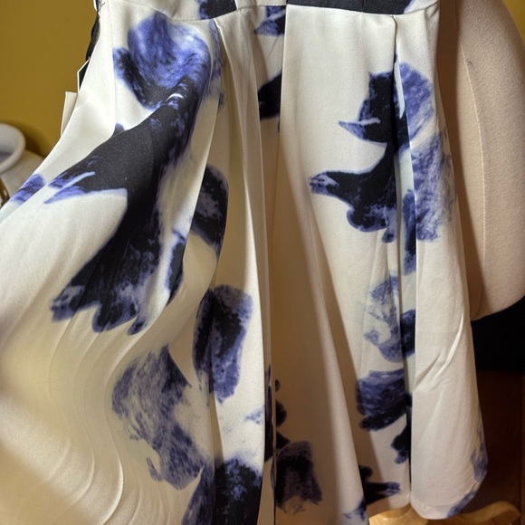 Lulu's “Seeing Chic” Floral Mini Dress NWT - Picture 9 of 9